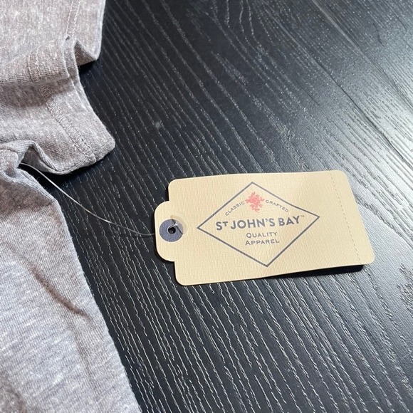 St. John's Bay Women's Gray Elephant Graphic T-Shirt Medium‎ Cotton Blend New - Picture 3 of 4